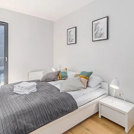 Rent Like Home - Apartament Kolo Brzegu II *